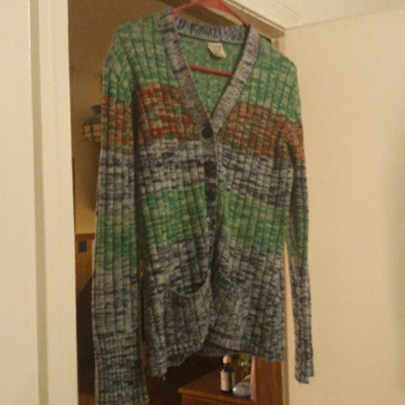 Sweater - Picture 2 of 2